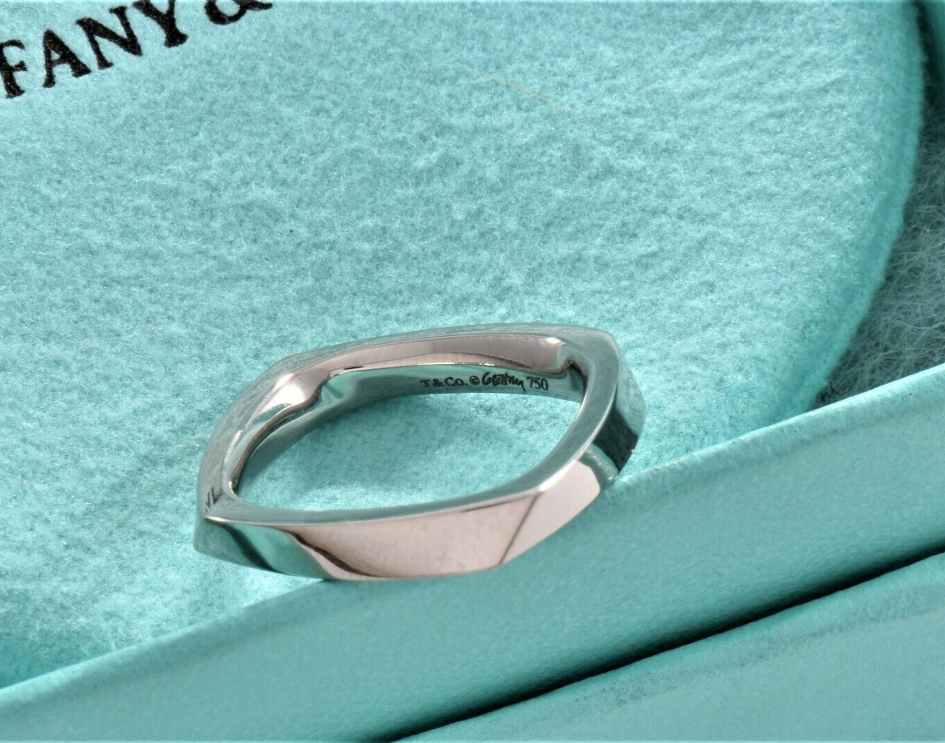 Tiffany & Co Frank Gehry 18K Gold Torque Square Size 5 Ring Limited Rare Black