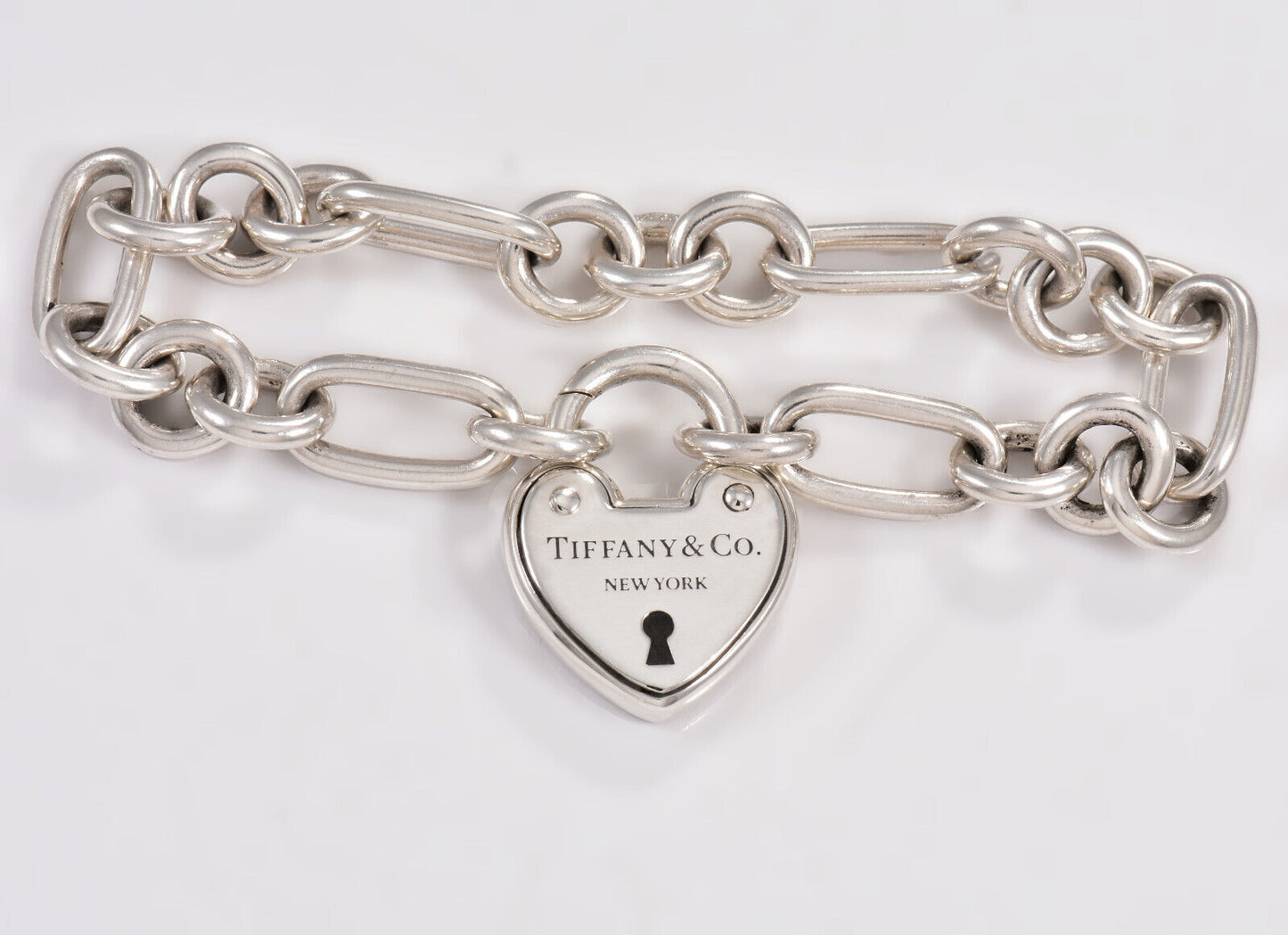 8" Tiffany & Co NY Silver Heart Lock Charm Heavy Oval Chain Link Bracelet in Box