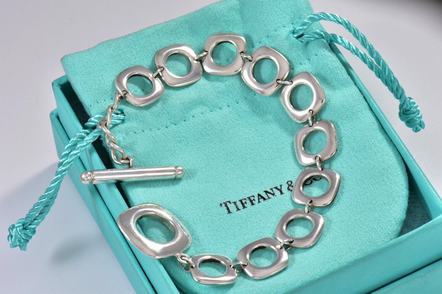 Tiffany & Co Sterling Silver Square Cushion Link Toggle Bracelet 7.75" in Box