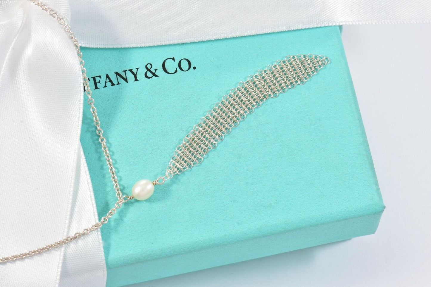 Tiffany & Co Silver Elsa Peretti Somerset Mesh Pearl Dangle Pendant Necklace Box