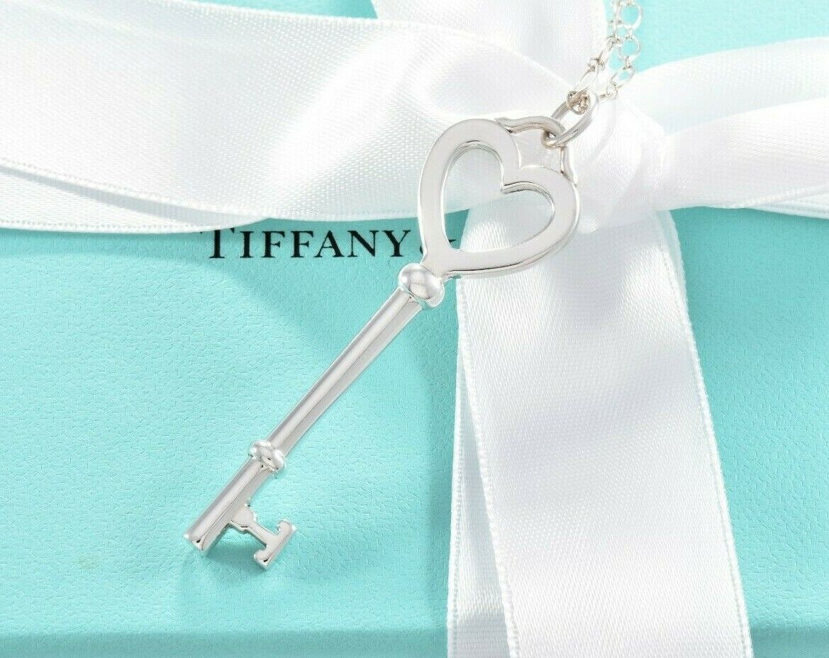 Tiffany & Co Silver Large 2" Heart Key Charm Pendant 18" Oval Chain Necklace