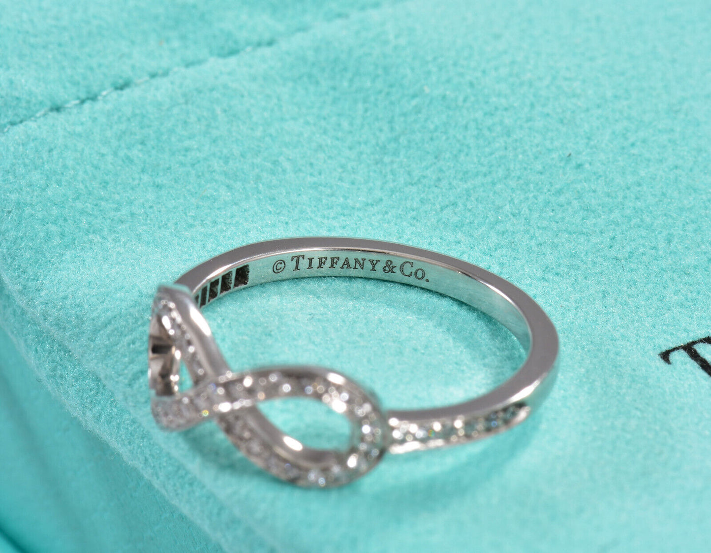 Tiffany & Co Platinum Diamond Infinity Ring Size 5.5 Eternity Band in Box Pouch