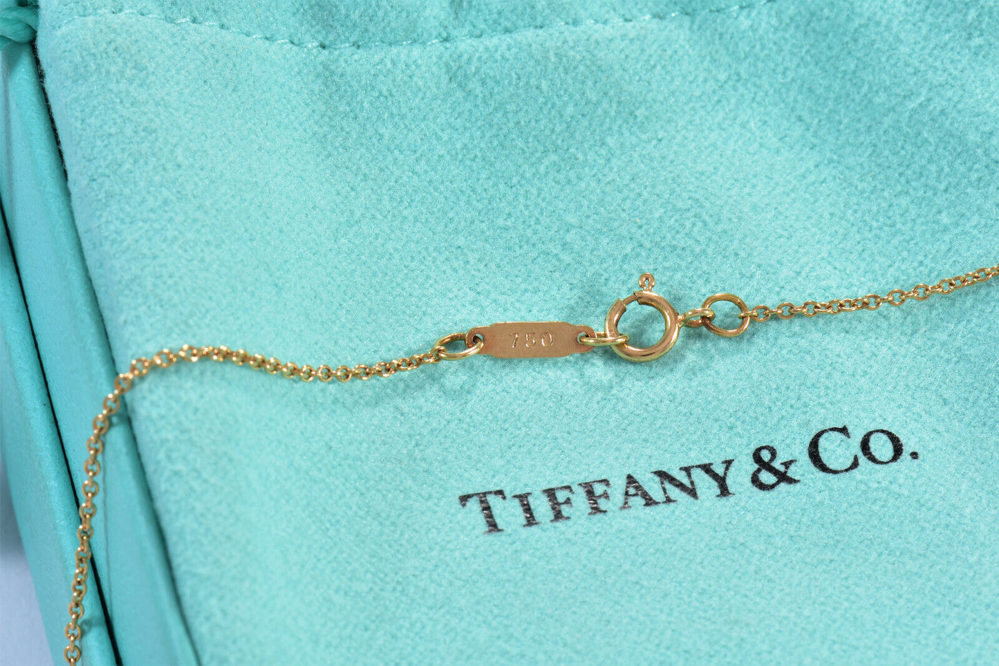 Vintage Quality Tiffany & Co 18K Gold Heart Bow 16.5" Necklace in Box Pouch Rare