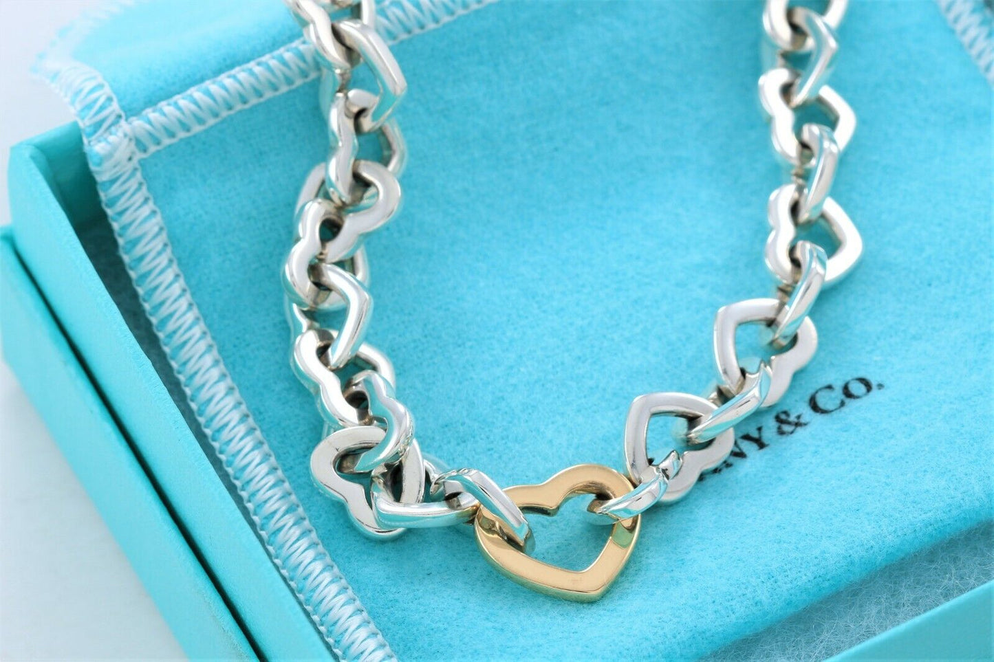 Vintage Tiffany & Co 18K Yellow Gold Silver Heart Link Chain Bracelet Pouch Rare