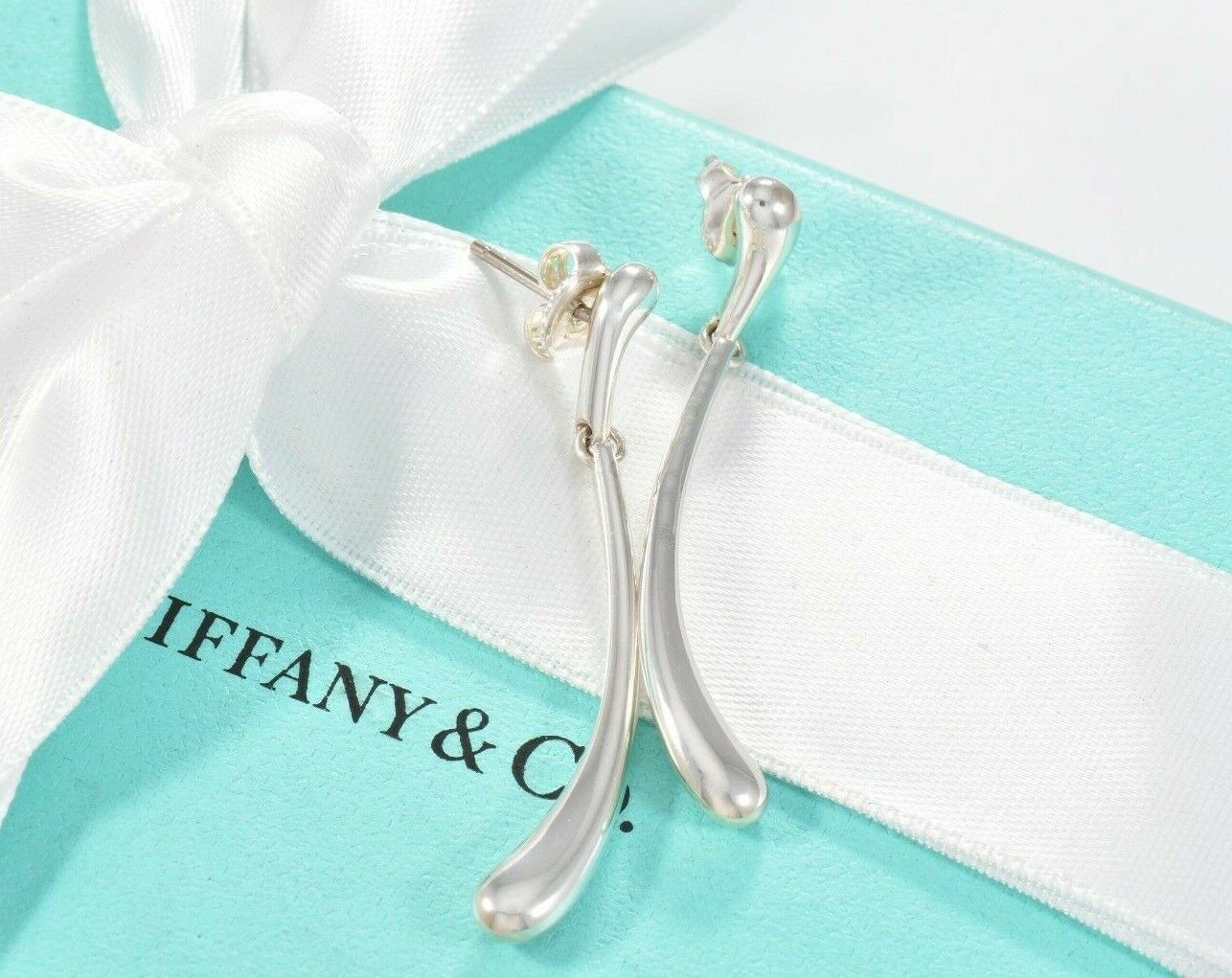 Tiffany & Co Elsa Peretti Sterling Silver Elongated Teardrop Dangling Earrings