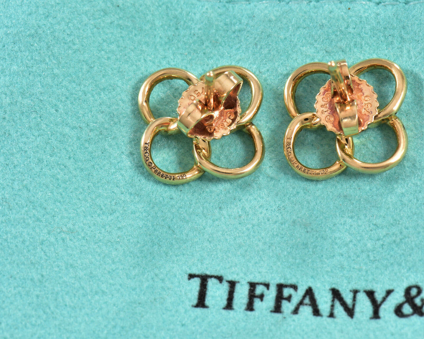 Tiffany & Co 18K Yellow Gold Elsa Peretti Quadrifoglio Earrings in Box Rare Luck