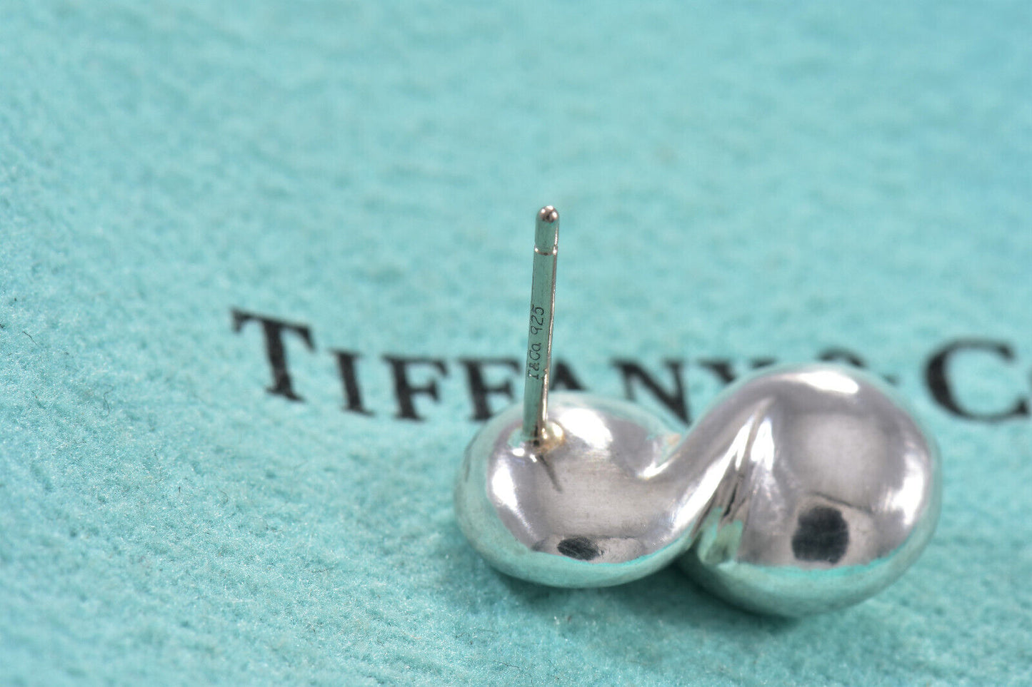 Vintage Tiffany & Co Silver Pearl Infinity Endless Earrings in Pouch Rare Stud