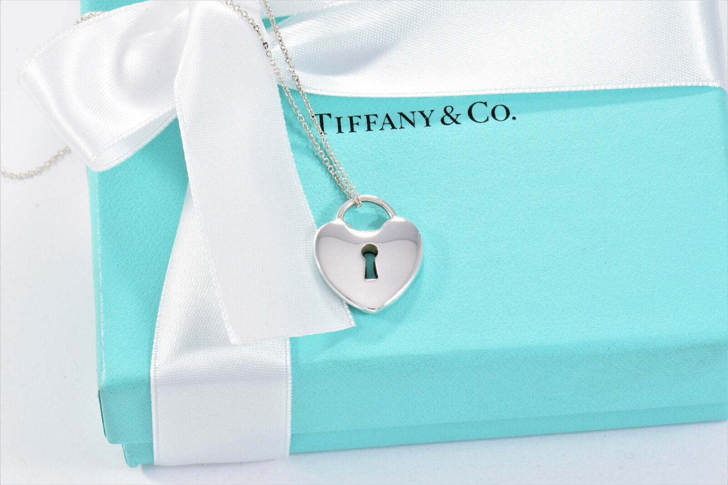 Tiffany & Co Sterling Silver Large Keyhole Heart Lock 16.5" Necklace Pouch Rare