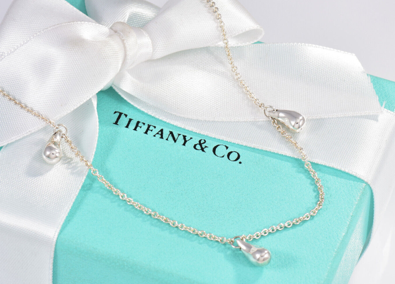 Tiffany & Co Elsa Peretti Silver Three Teardrop Pendant 16" Necklace Pouch Rare