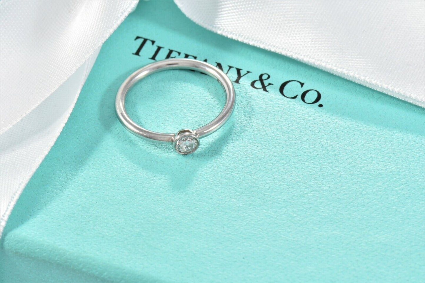 Tiffany & Co Platinum Diamond Bezet Band Ring Size 5 Boxed Solitaire Bezel Set