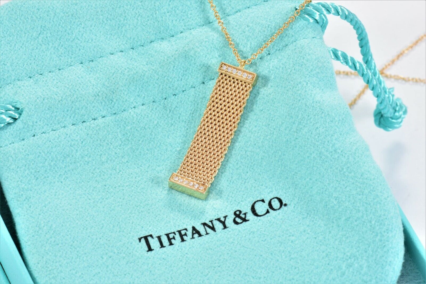 $2,600 Tiffany & Co Diamond 18K Yellow Gold Somerset Mesh Pendant Necklace Boxed