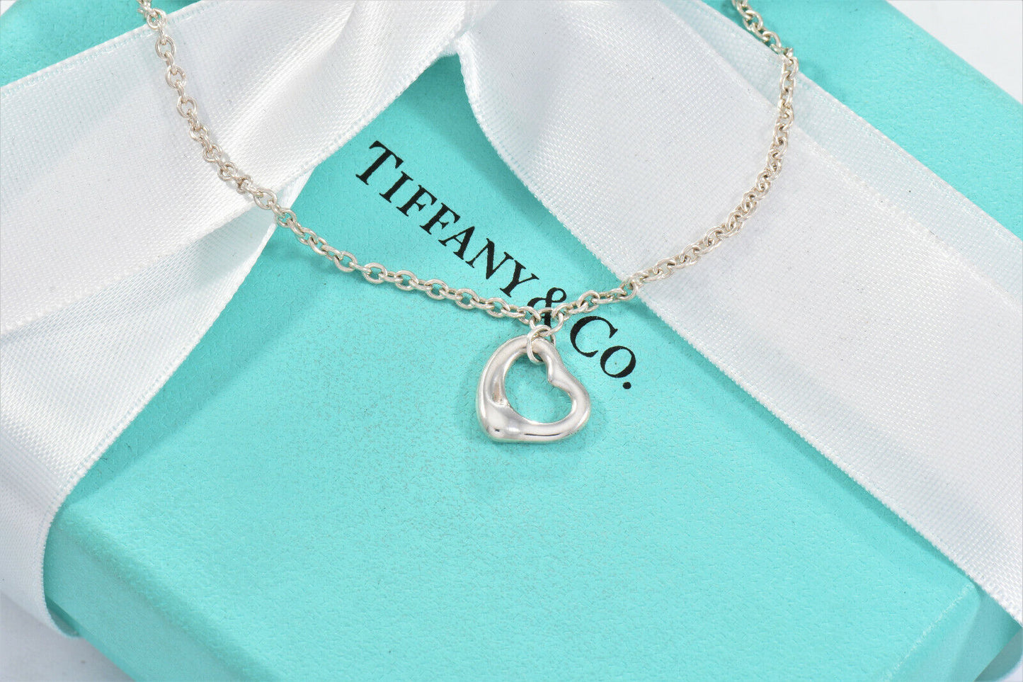 Tiffany & Co Sterling Silver Elsa Peretti Mini Open Heart 7.5" Bracelet in Pouch