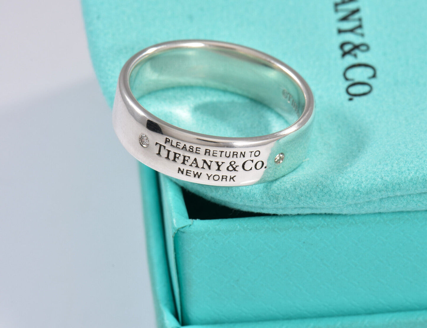 Return To Tiffany & Co Diamond Silver 6mm Narrow Signet Ring in Box Pouch Ribbon