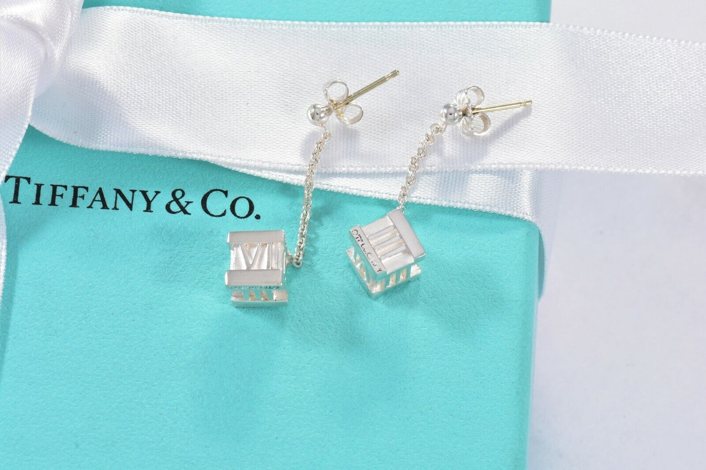 Tiffany & Co Sterling Silver Atlas Square Cube Dangling Earrings and Pouch Rare