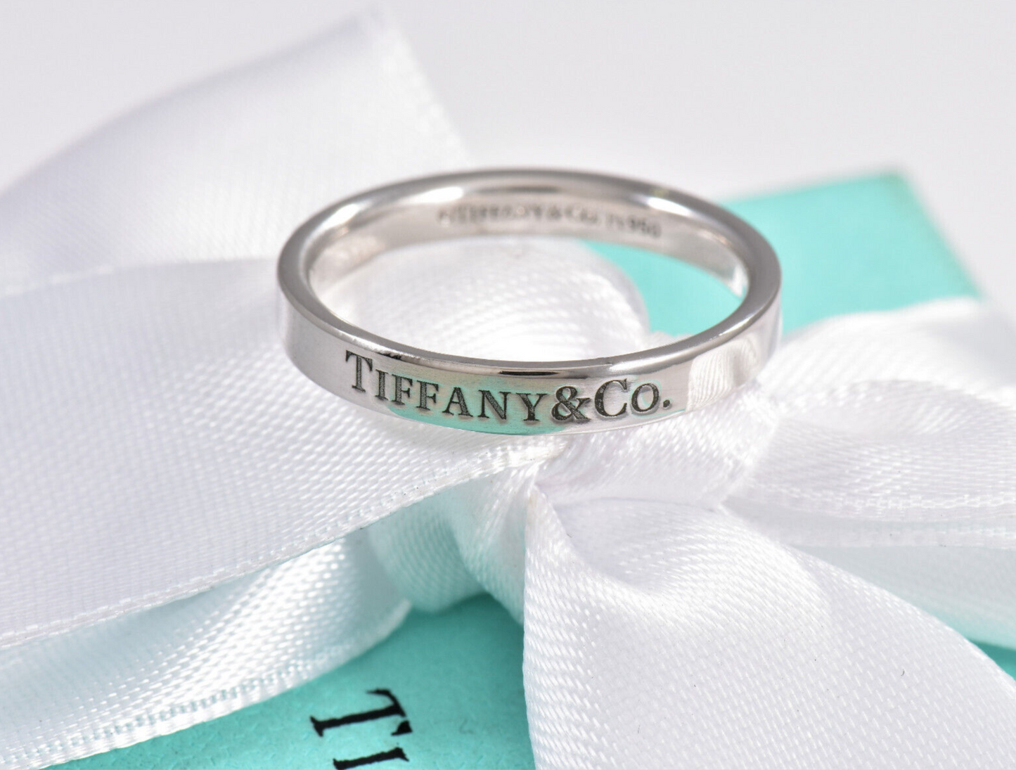 Tiffany & Co Platinum Narrow 3mm Band Ring Size 8 in Box Pouch Rare Love