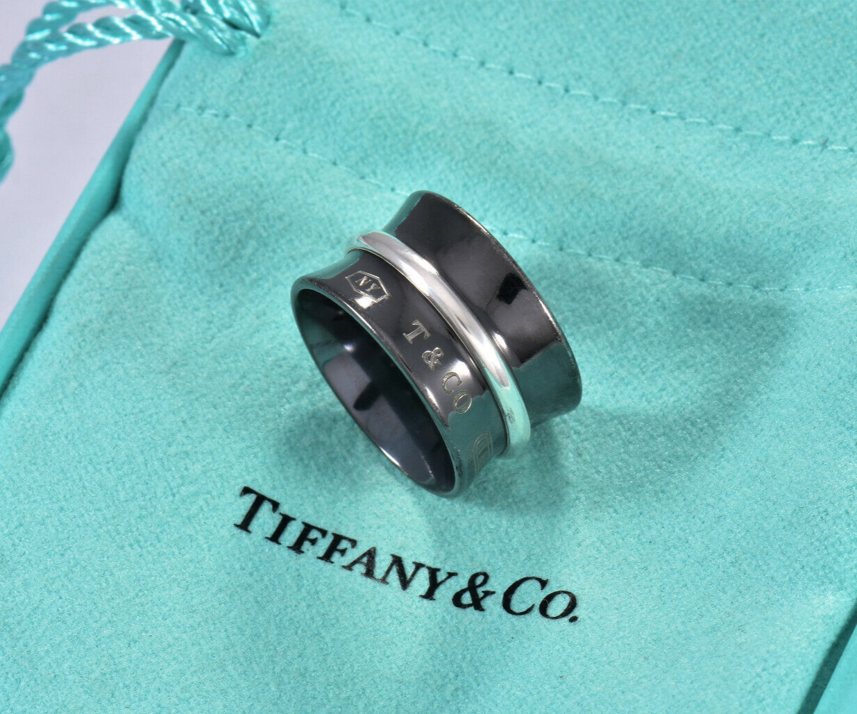 Tiffany & Co Titanium Silver 1837 Wide Concave Band Size 5.5 Ring & Pouch Unisex