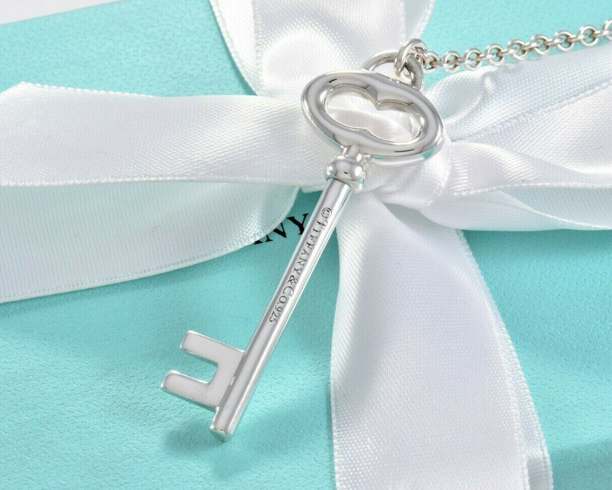 Tiffany & Co Silver Large 2" Oval Key Charm Pendant 16.25" Chain Necklace in Box