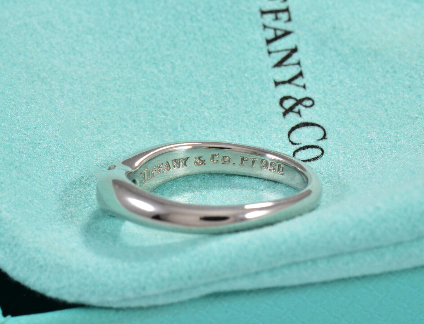 Size 6 Tiffany & Co Platinum 0.18ct Diamond Elsa Peretti Wide Curved Band Ring