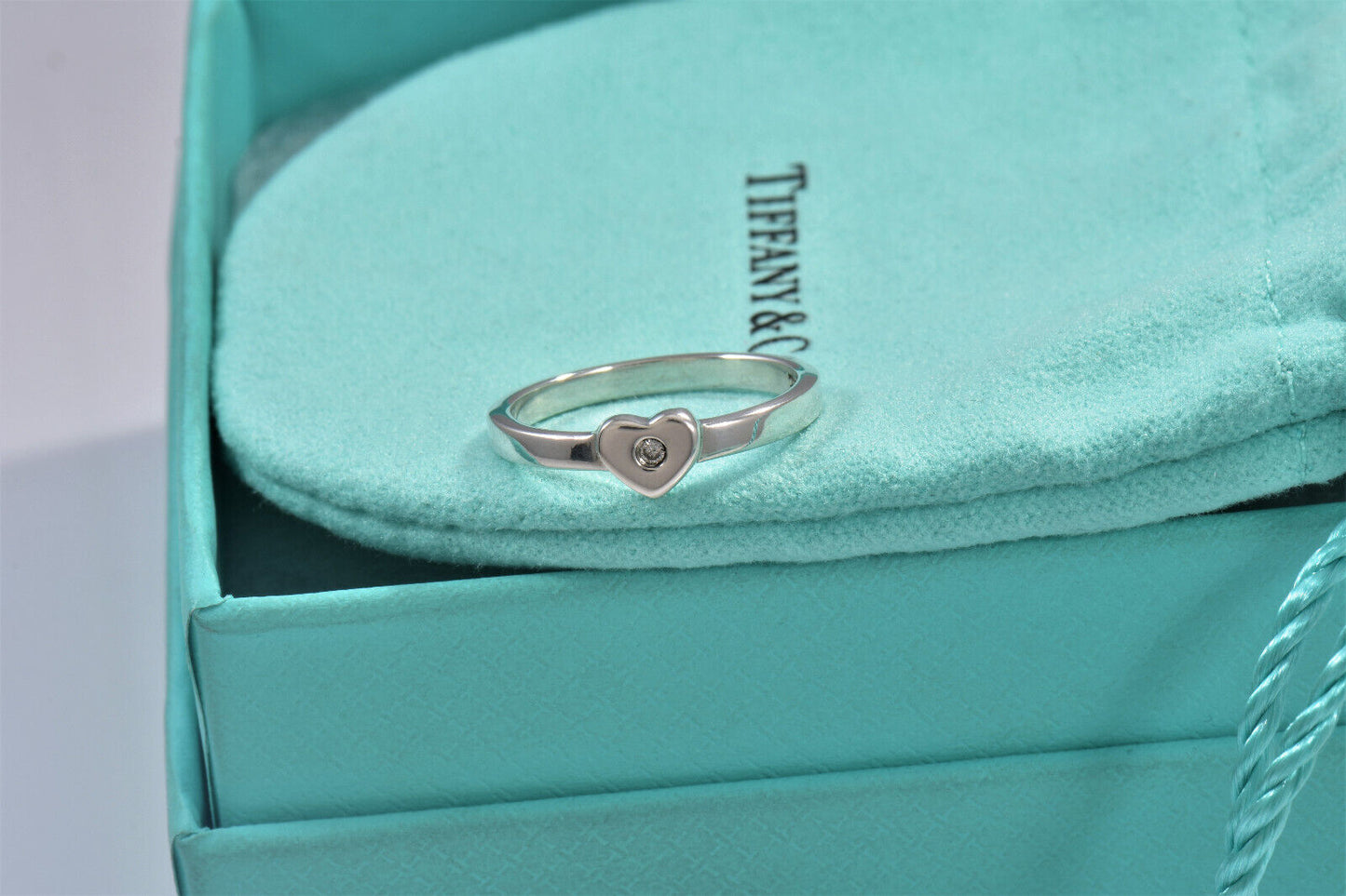 Tiffany & Co Diamond Silver Paloma Picasso Heart Stacking Band Ring Size 6 Pouch