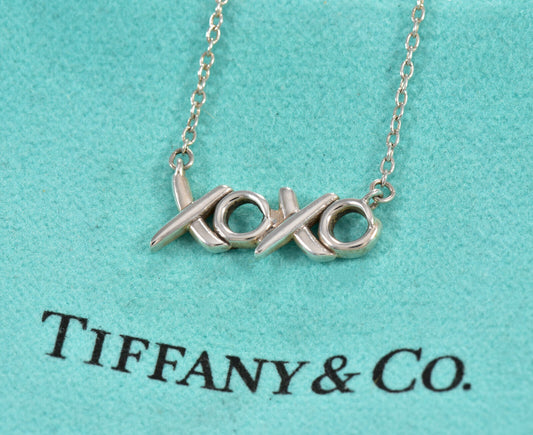 Tiffany & Co Paloma Picasso XOXO Necklace 19.25" in Box Pouch Ribbon Lovely XO