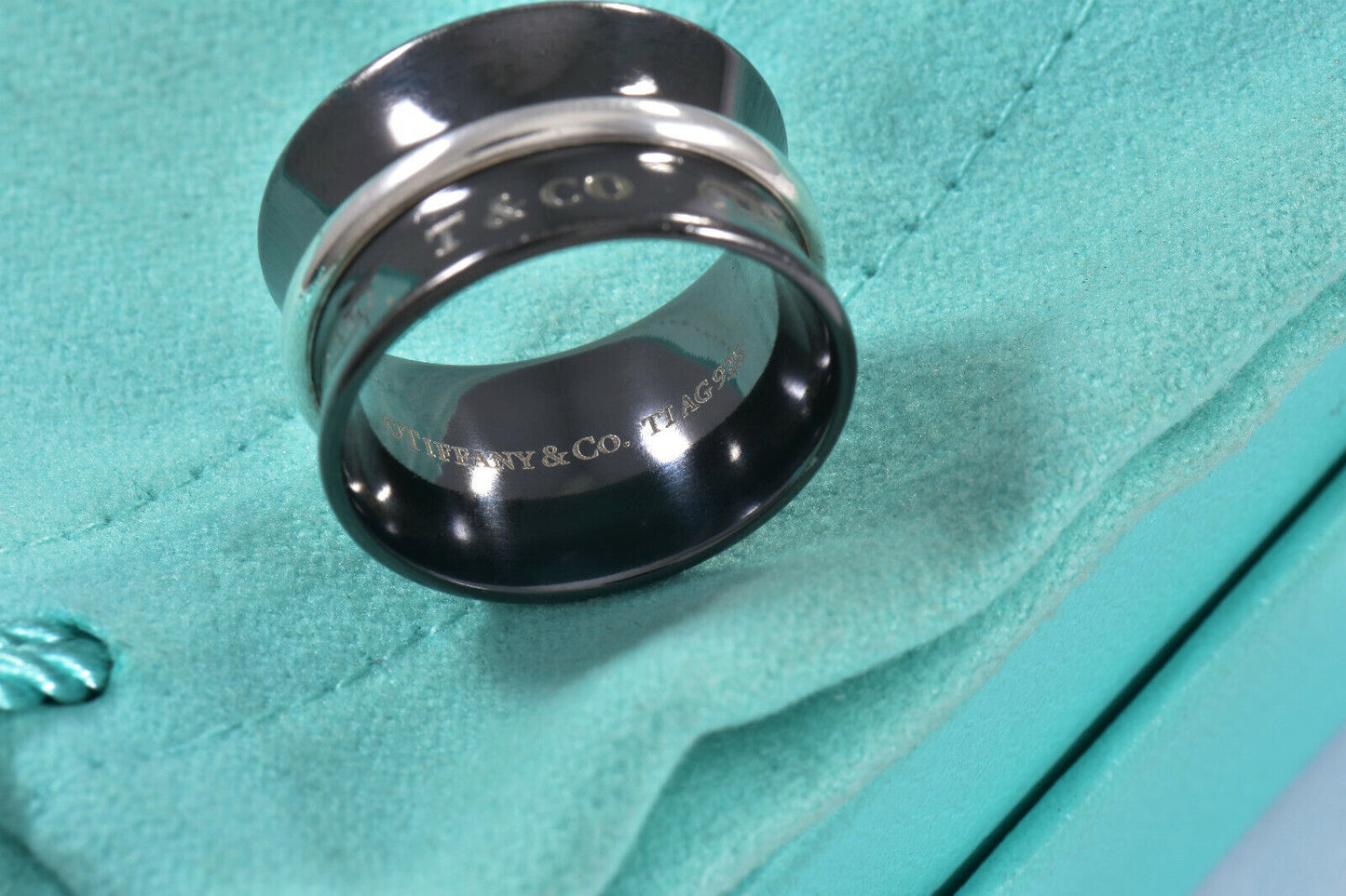 Tiffany & Co Titanium Silver 1837 Wide Concave Band Size 5.5 Ring & Pouch Unisex