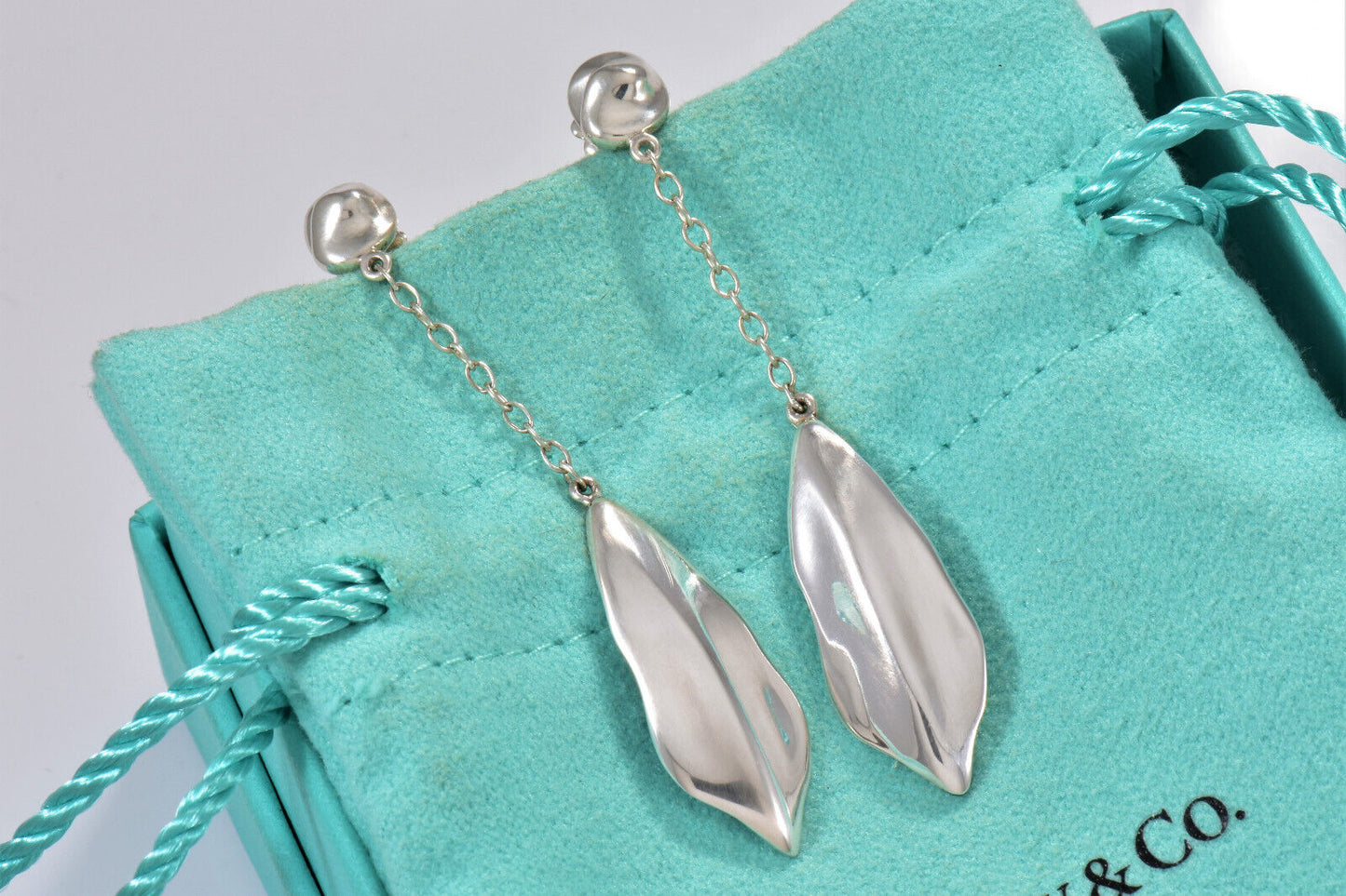 Vintage Tiffany & Co Silver Nature Leaf Dangle Drop Earrings Pouch Rare Dangling