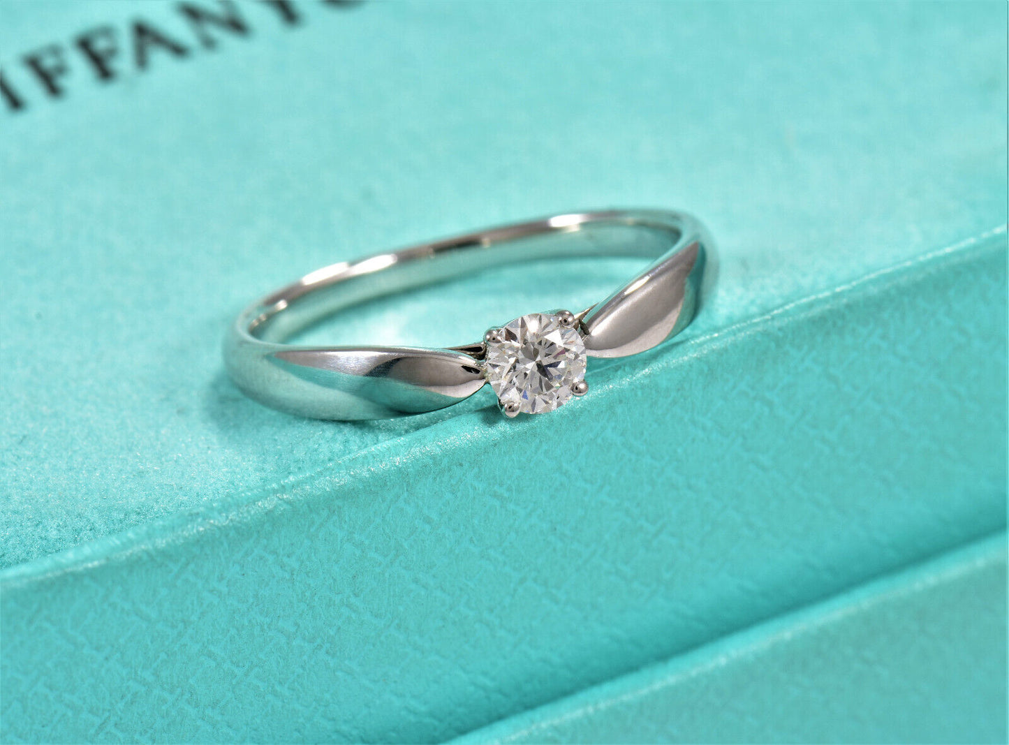 Tiffany & Co .22ct Diamond Platinum Harmony Engagement Ring Size 6.5 & Box Pouch