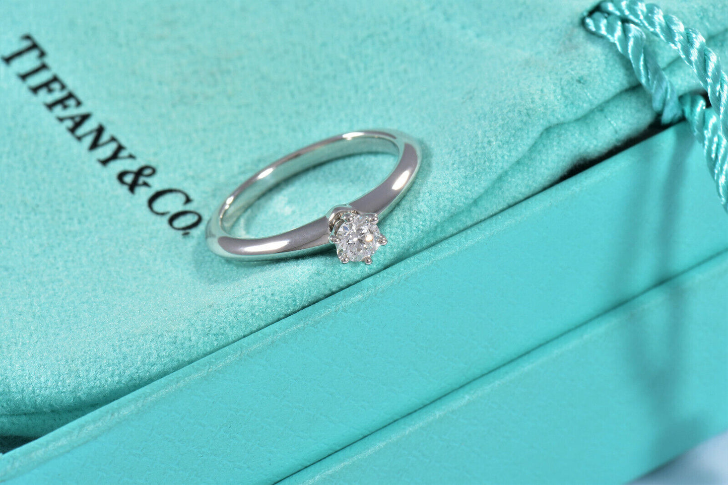 Tiffany & Co Platinum .21 ct Round Solitaire Diamond Ring Size 5.5 in Box Pouch