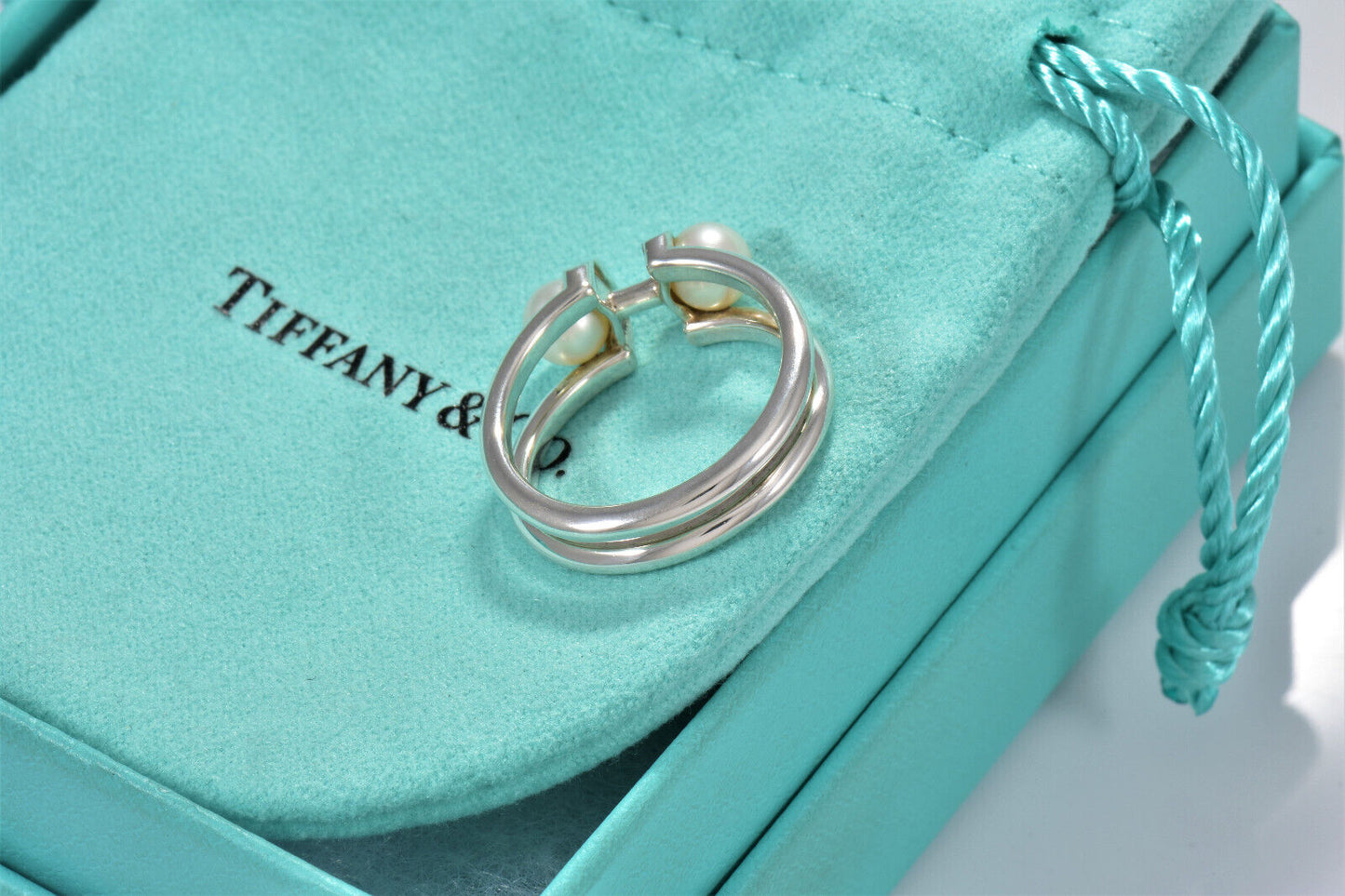 Tiffany & Co Silver HardWear Double Pearl Bypass Ring Size 8 in Box Pouch Lovely