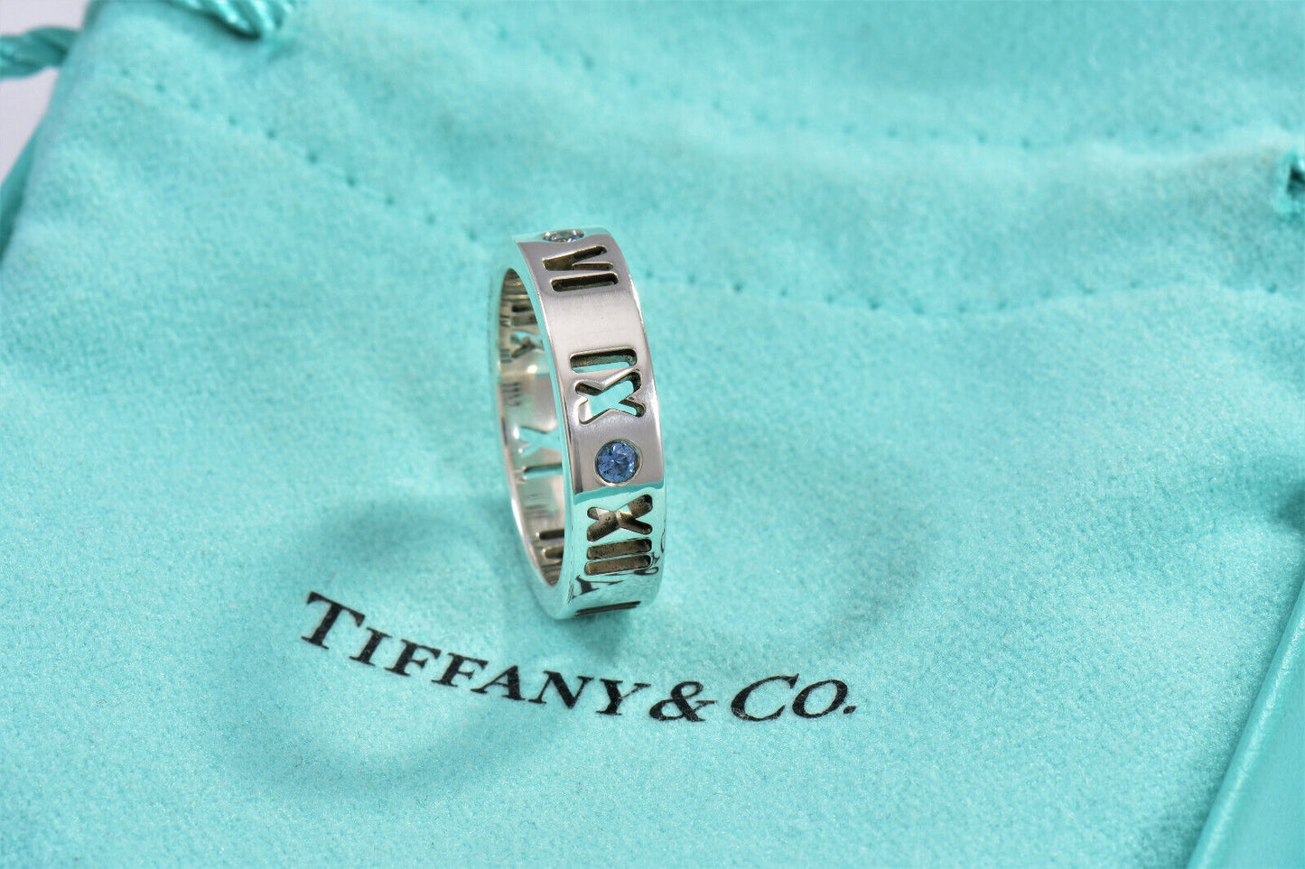 Tiffany & Co Silver Montana Sapphire Atlas Roman Numeral Ring Size 4.5 in Pouch