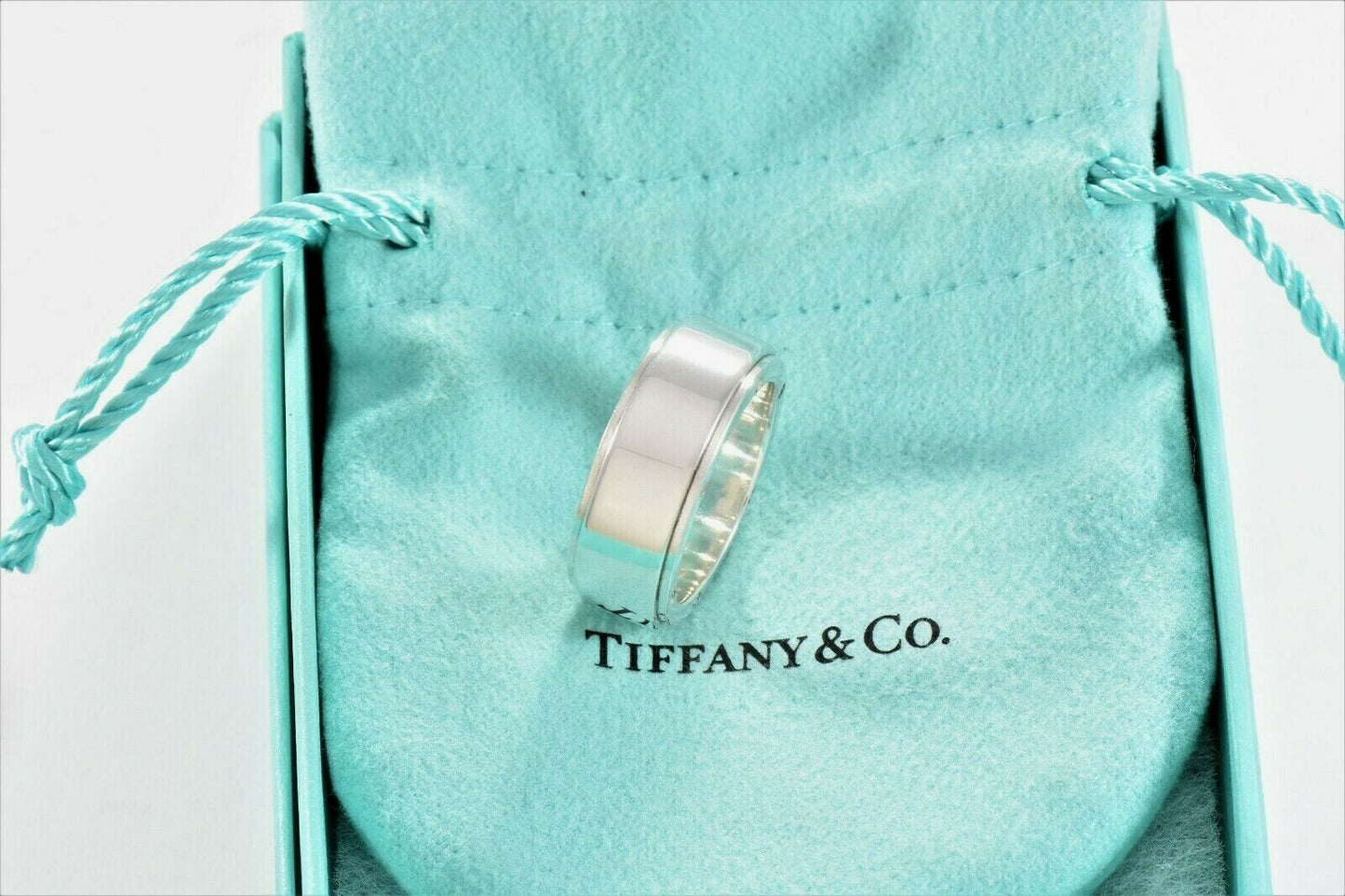 Tiffany & Co Sterling Silver Metropolis Wide Band Size 7 Ring in Pouch Unisex