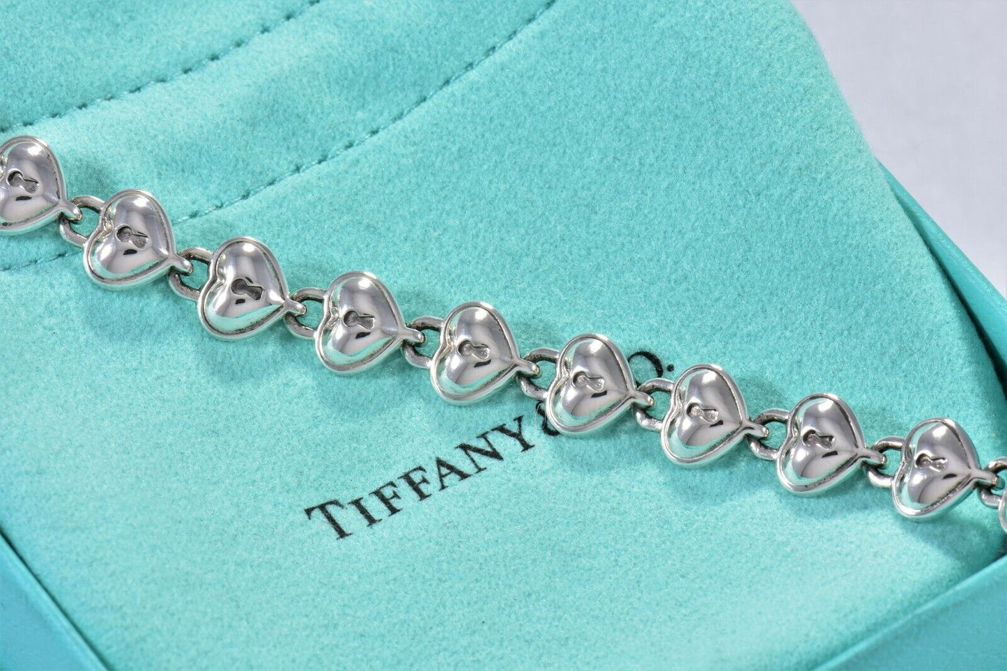 Vintage Tiffany & Co Italy Silver Heart Padlock Link Bracelet & Pouch Lock Charm