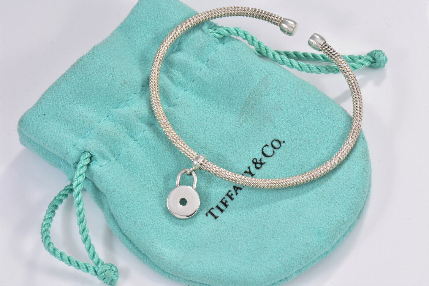 Rare Tiffany & Co Silver Dangling Lock Charm Mesh Cuff Bracelet & Pouch Flexible