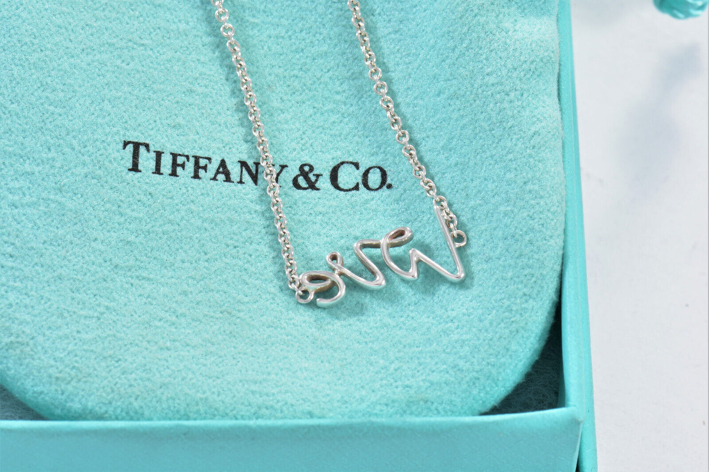 Tiffany & Co Silver Paloma Picasso Graffiti Love Charm 7.25" Chain Bracelet