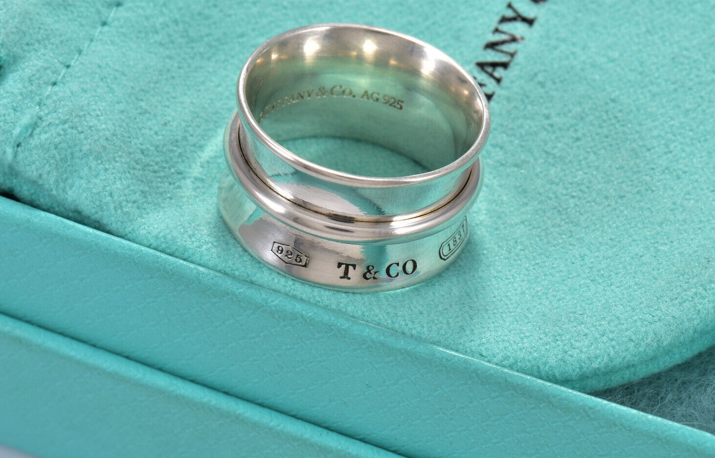 Tiffany & Co Sterling Silver 1837 Wide Concave Band Size 7 Ring in Pouch Unisex