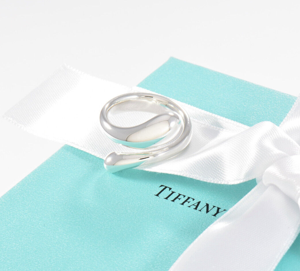 Tiffany & Co Sterling Silver Elsa Peretti Teardrop Ring Size 6.5 in Pouch Lovely