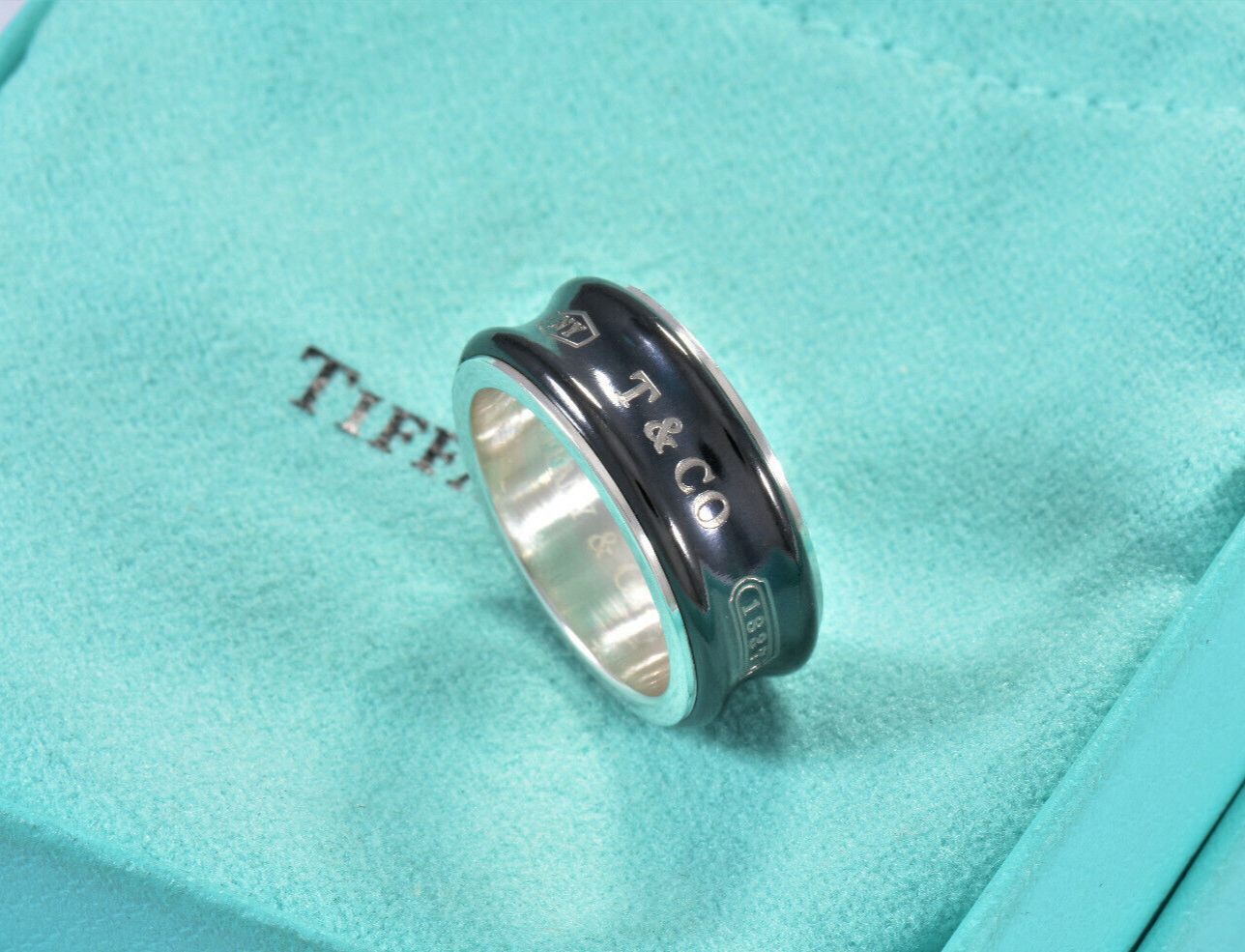 Tiffany & Co Silver Titanium 1837 8.5mm Wide Band Ring Size 5 in Pouch Mens