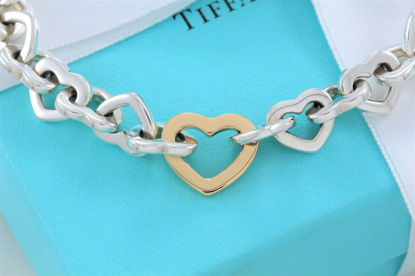 Vintage Tiffany & Co 18K Yellow Gold Silver Heart Link Chain Bracelet Pouch Rare