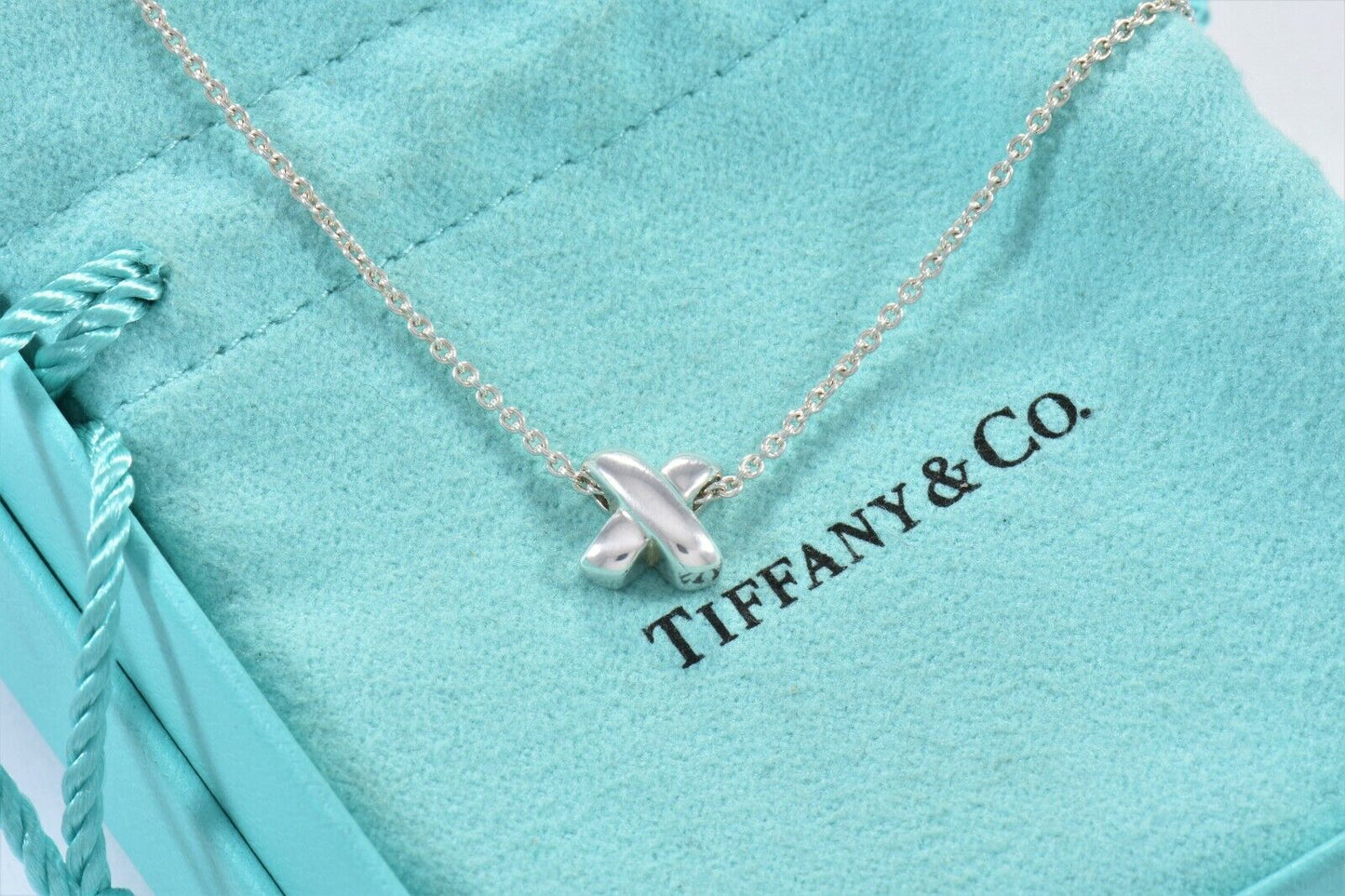 Tiffany & Co Silver Signature X Mini Criss Cross Pendant Necklace in Pouch Rare