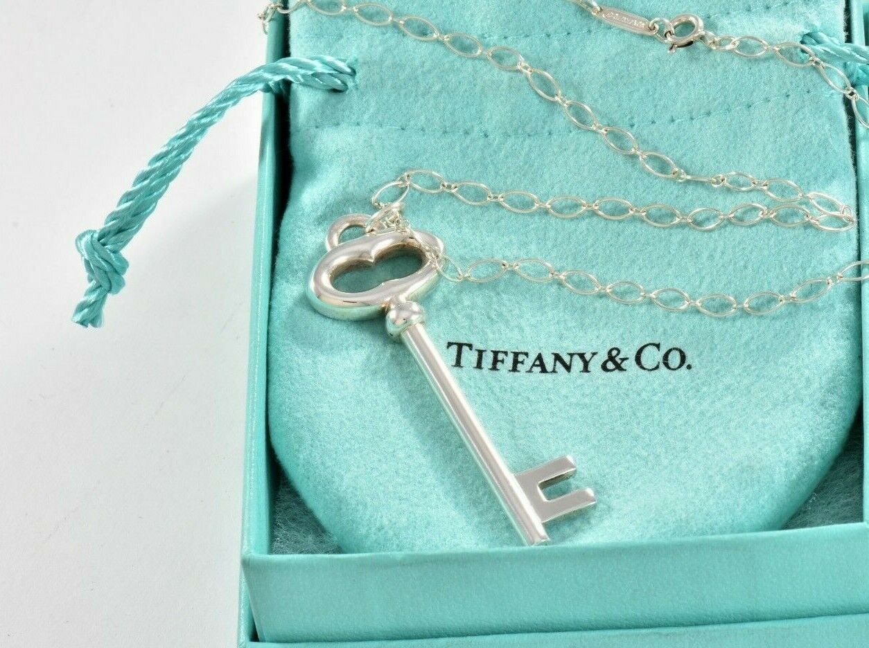 Tiffany & Co Silver Large 2" Oval Key Charm Pendant 18.5" Chain Necklace Pouch