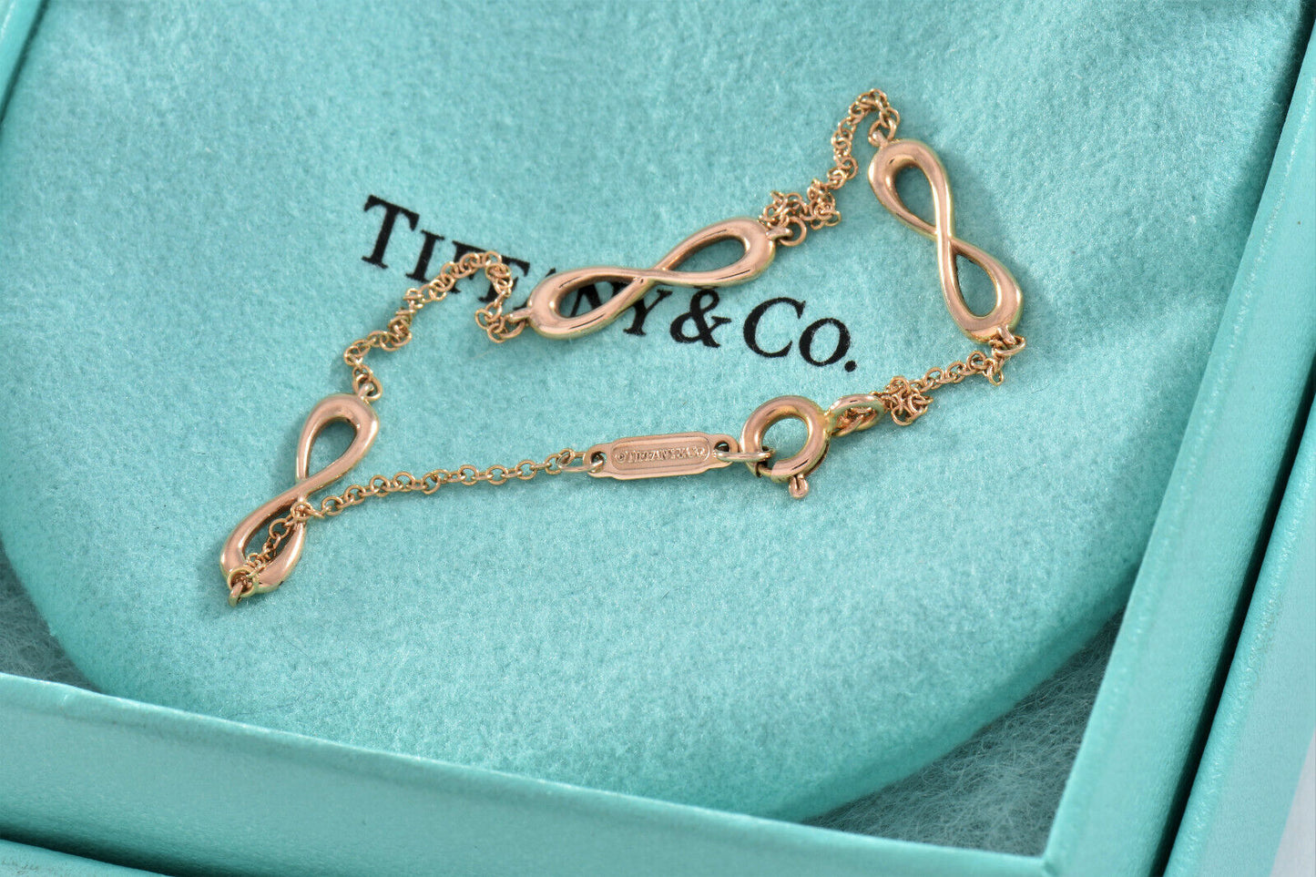 Tiffany & Co 18K Rose Gold Infinity Endless Chain Charm 6.5” Bracelet Rare & Box