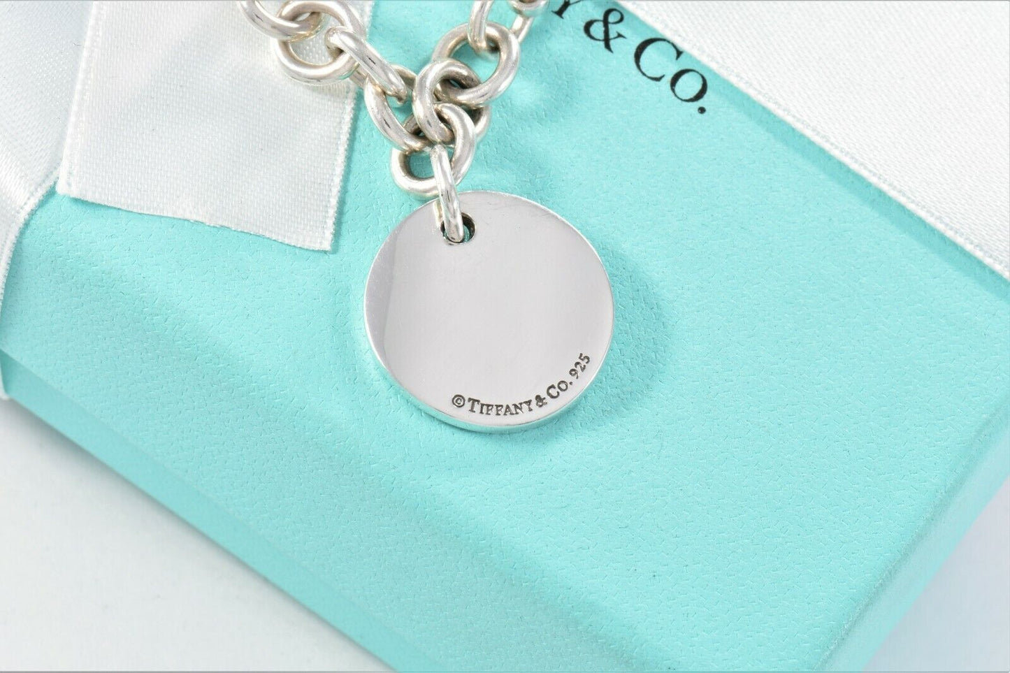 Tiffany & Co Silver NY Round Wavy Notes Tag Charm Chain Link Bracelet in Pouch