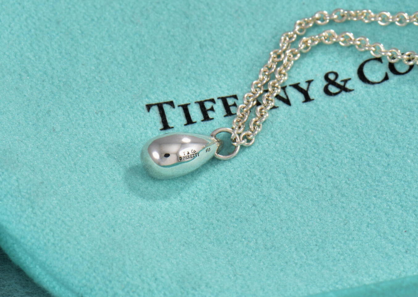 Tiffany & Co Silver Elsa Peretti Three Teardrop Charm 7.25" Bracelet and Pouch 3