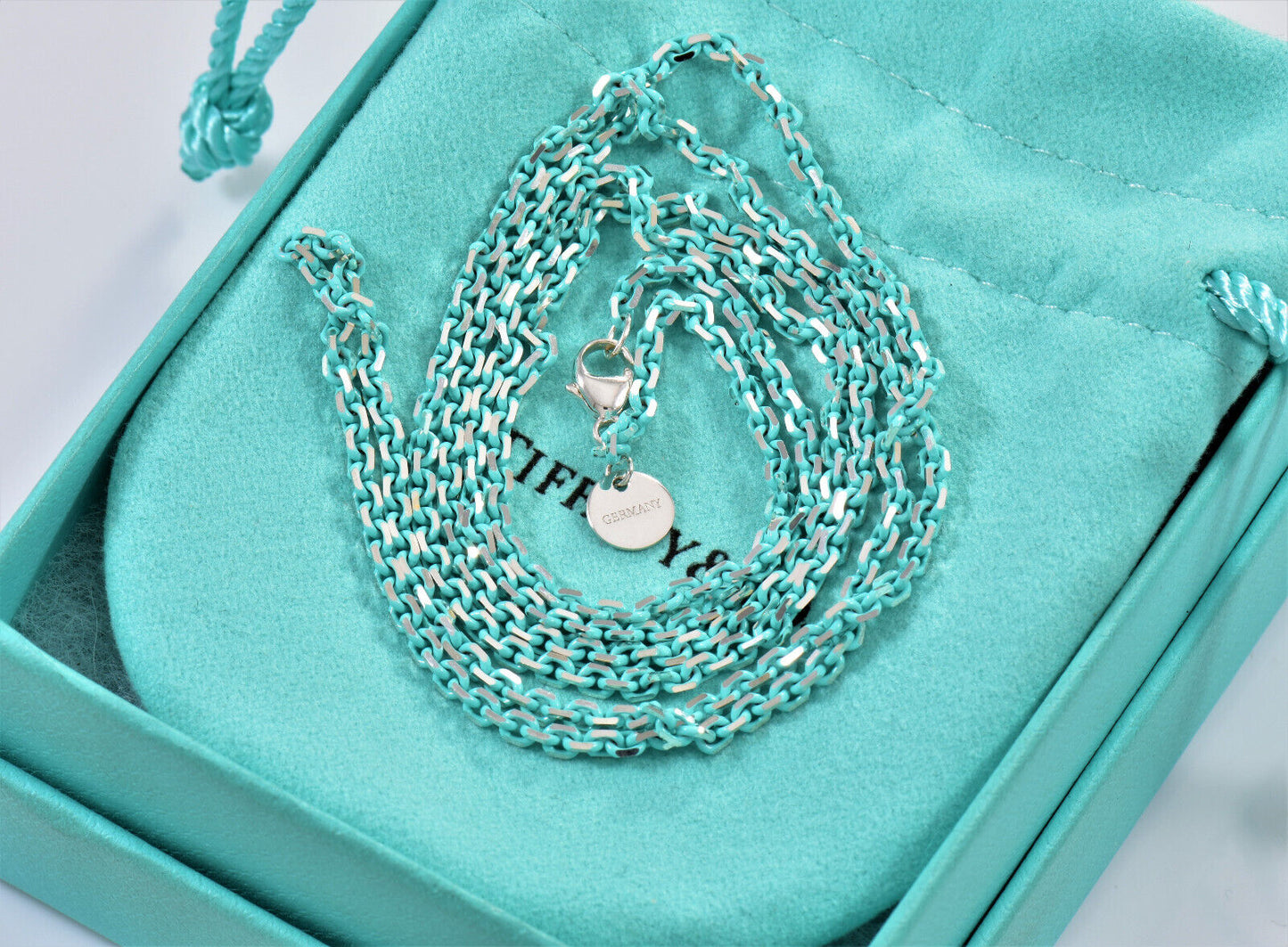 Tiffany & Co Sterling Silver 2.5mm Blue Enamel Sparkle Chain Link Necklace Boxed