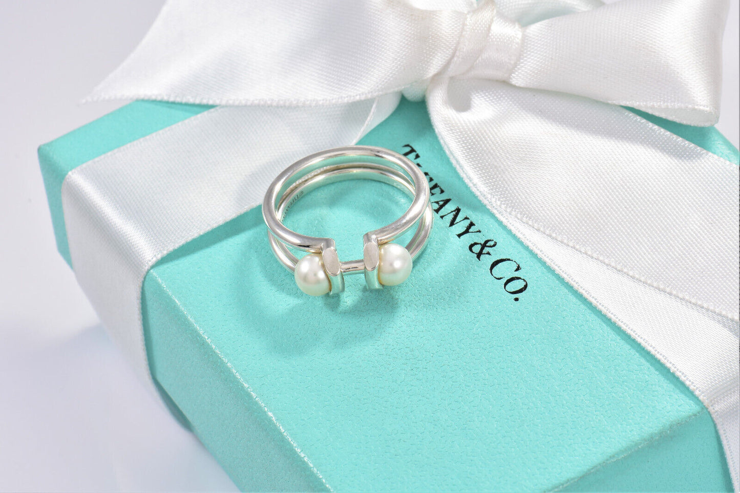 Tiffany & Co Silver HardWear Double Pearl Bypass Ring Size 8 in Box Pouch Lovely