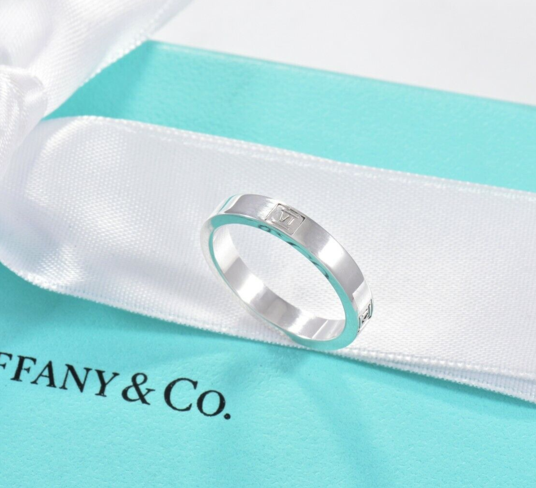 Tiffany & Co Silver 4mm Modern Atlas Roman Numerals Band Ring Size 6.5 in Pouch