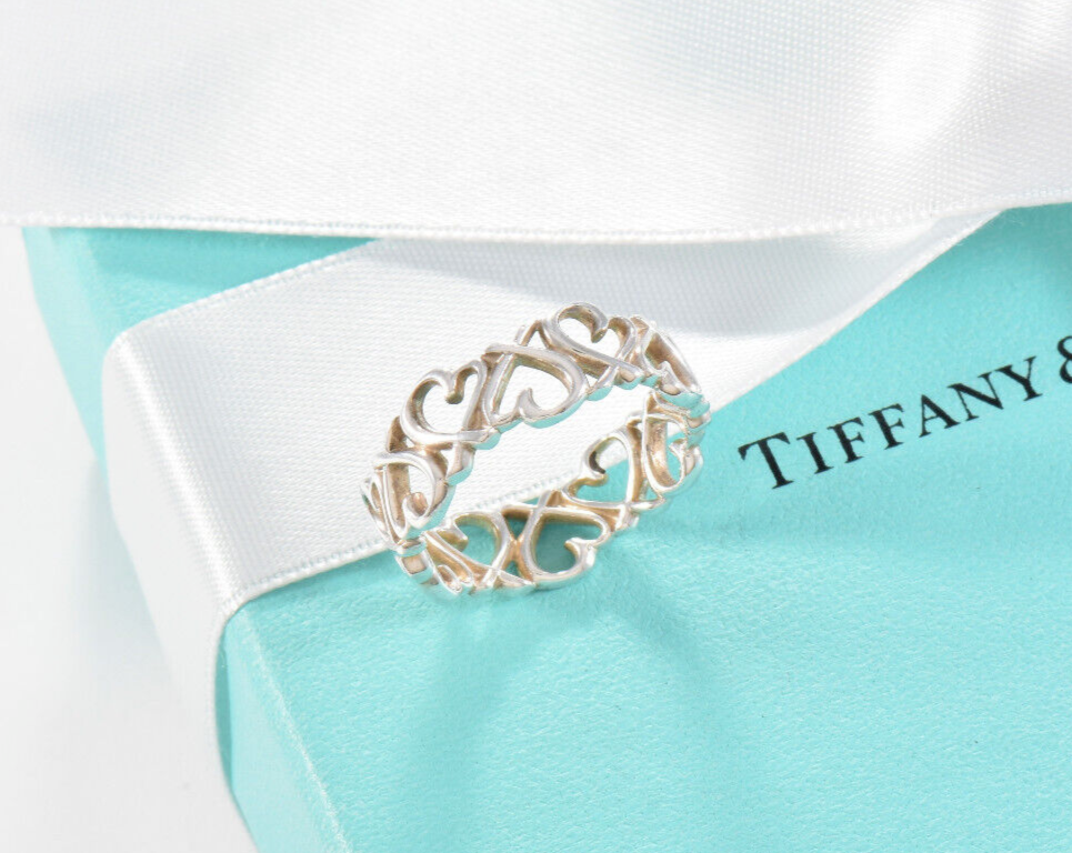 Tiffany & Co Silver Paloma Picasso Wide Loving Heart Link Ring Size 6 in Pouch