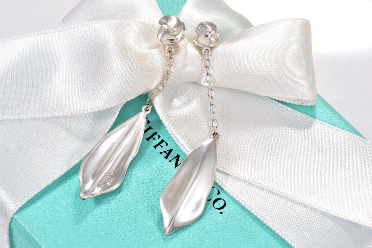 Vintage Tiffany & Co Silver Nature Leaf Dangle Drop Earrings Pouch Rare Dangling