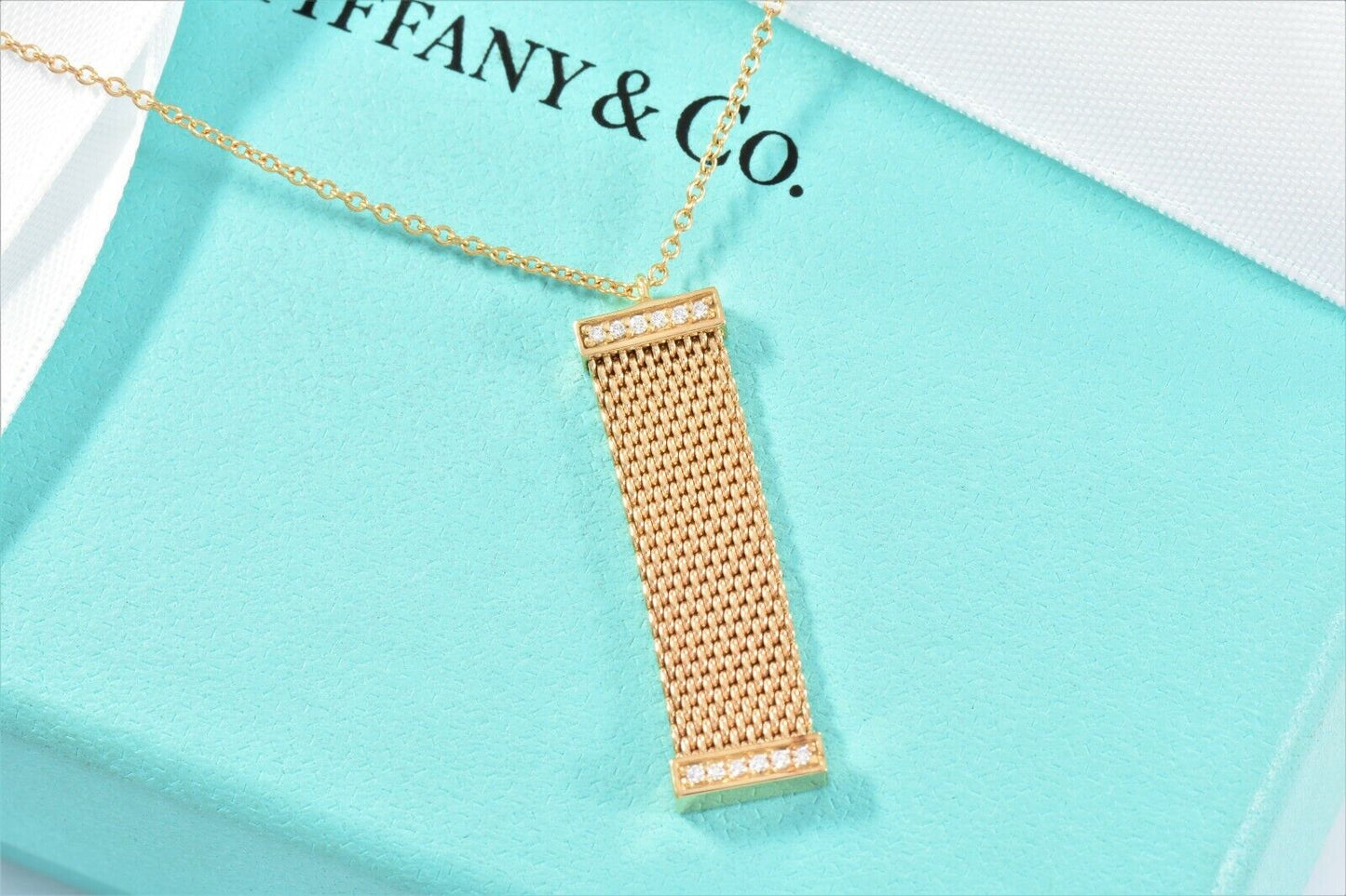 $2,600 Tiffany & Co Diamond 18K Yellow Gold Somerset Mesh Pendant Necklace Boxed