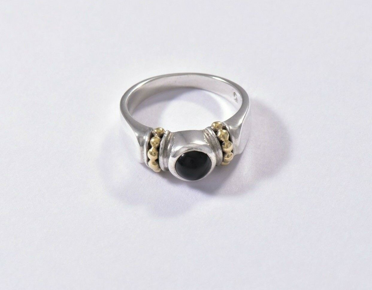 Vintage Lagos Caviar Sterling Silver Black Onyx Cabochon 18K Gold Ring Rare